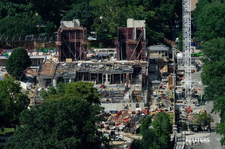 U.S. Court Halts Trump's $400 Million White House Ballroom Project