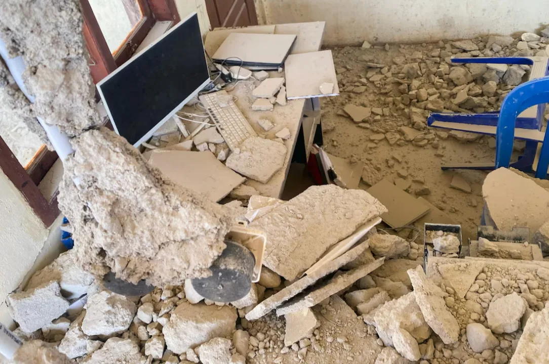 Indonesia earthquake kills at least 20, rescuers say
