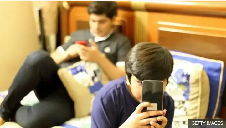 Pakistan Court Asked to Consider Ban on Social Media Use by Under-16s