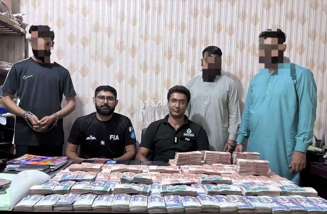 Faisalabad FIA Cracks Down on Illegal Hawala-Hundi Network, Arrests Three