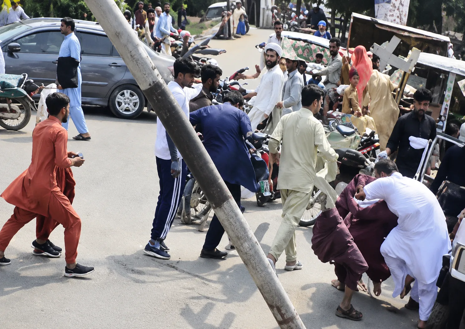 Groom and Mother Allegedly Assaulted on Wedding Day in Faisalabad; Victims Demand Justice