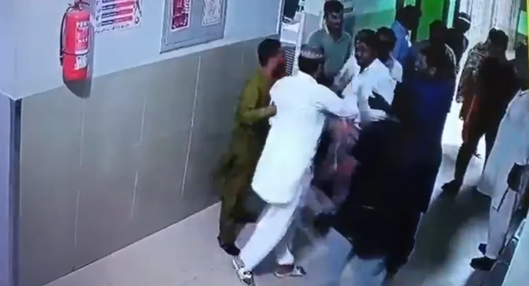 THQ Hospital Tandlianwala X-Ray Technician Assault: CEO Health Faisalabad Takes Immediate Notice