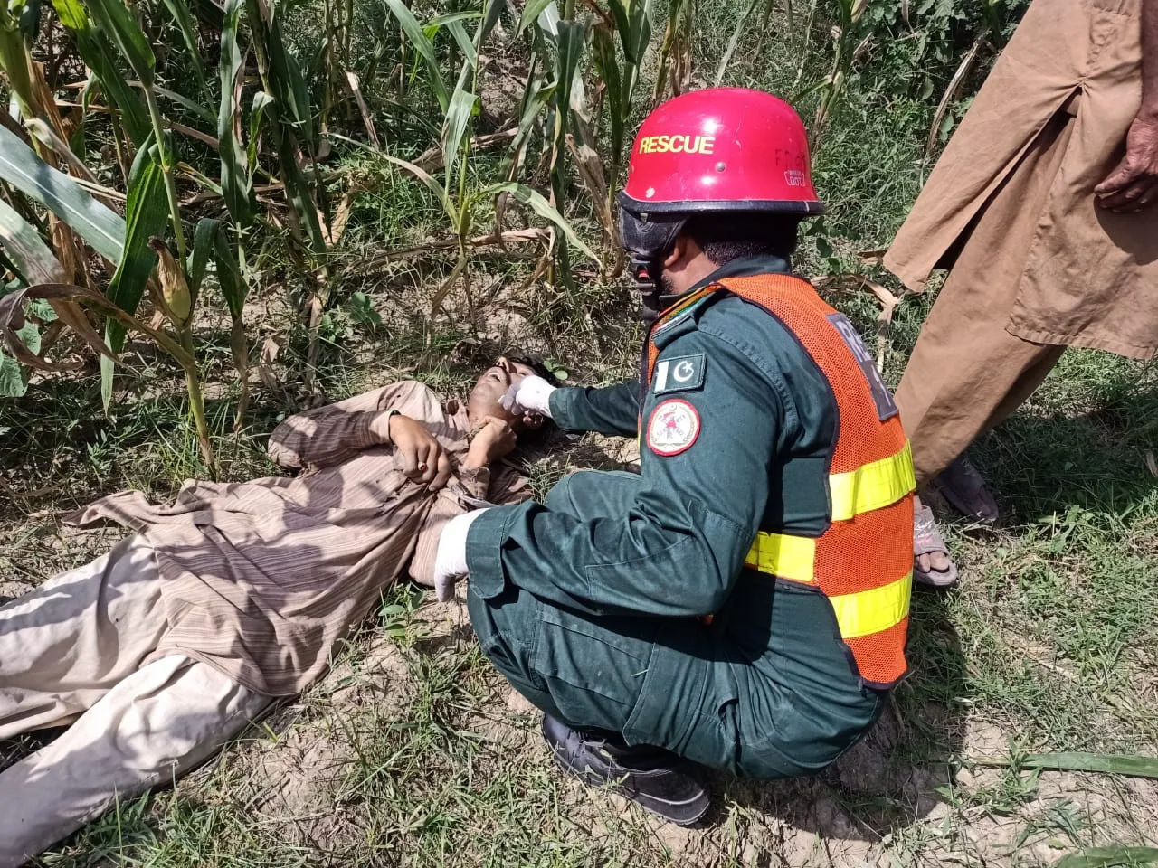 Young Man Killed, Woman Injured Due to Electric Wires Installed Around Fields in Tandlianwala