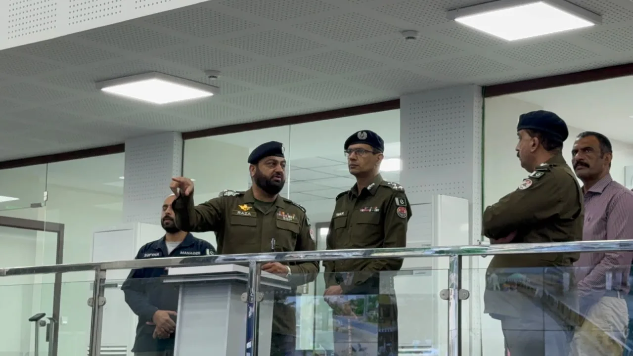 RPO Faisalabad visits Safe City , directs enhanced surveillance