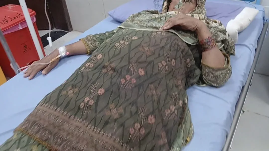 Tandlianwala knife attack: Husband injures wife and neighbor; suspect apprehended by Mamoon Kanjan police