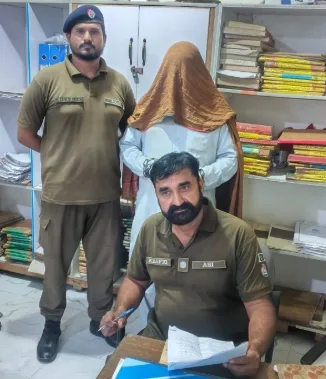Police arrest key suspect in acid attack case; Tandlianwala Police take suspect Tahir Mehmood into custody