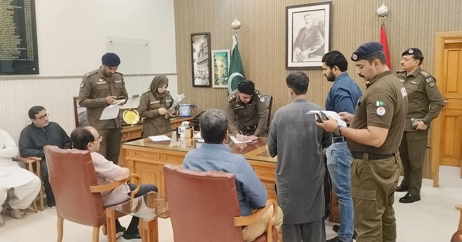 CPO Faisalabad Tanveer Hussain holds open court; orders immediate redressal of public grievances without delay