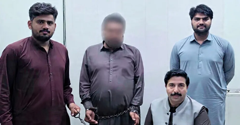 ڈی پی او آفس جھنگ کا اکاؤنٹنٹ جعلی بلز کے ذریعے 17 لاکھ سے زائد کے فراڈ پر گرفتار