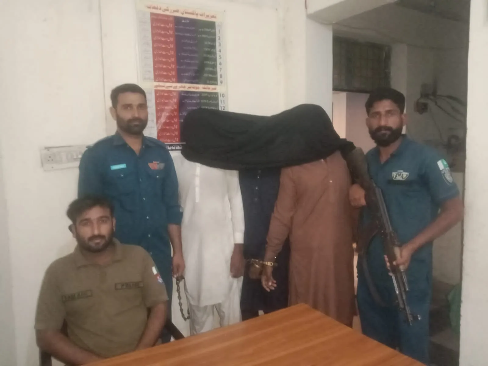 3 رکنی چور گینگ گرفتار، چوری شدہ بھینس برآمد